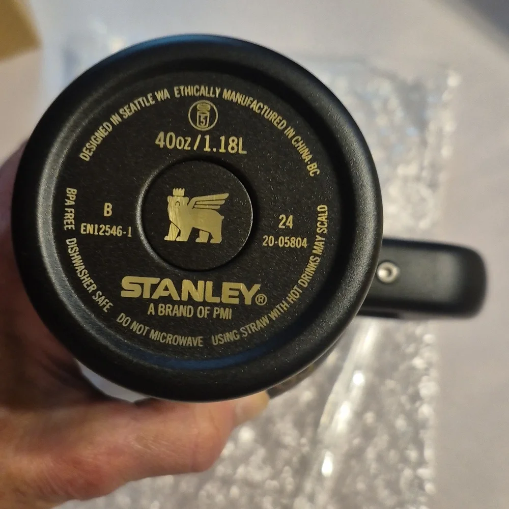 NWT STANLEY 40"oz.Tumbler - Picture 4 of 7